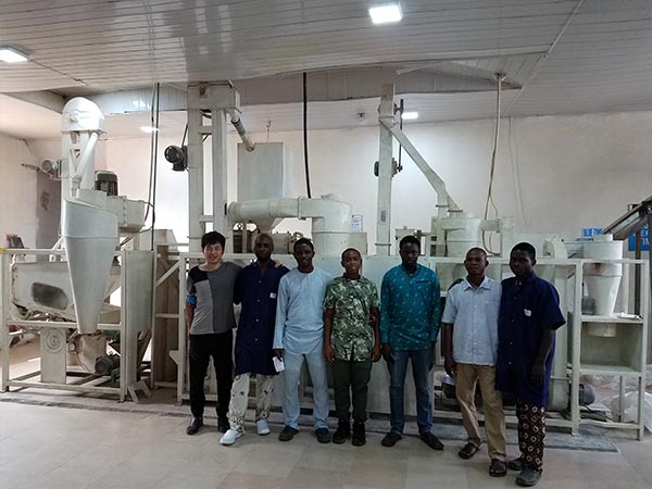 Small and Medium Corn Grinding Machines